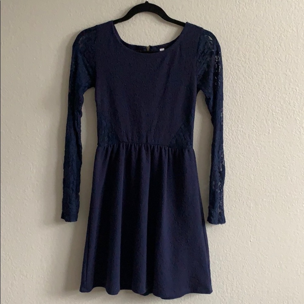 Cute navy dress with lace sleeves